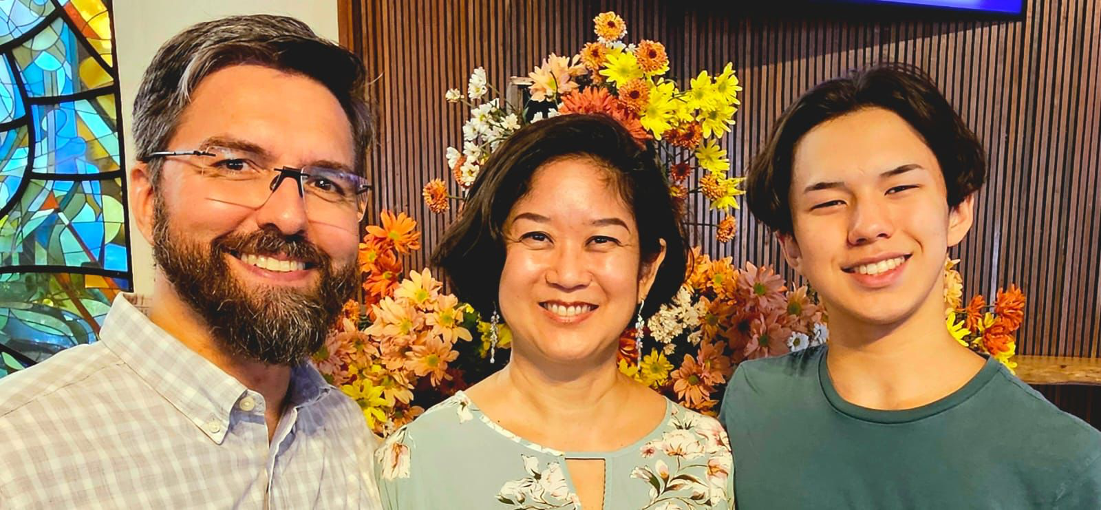 Pastor Rodrigo, Rosana, and Joaquim at church